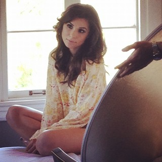 Josie Loren feet photo thumbnail