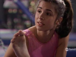 Josie Loren feet photo thumbnail