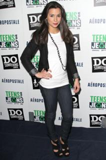 Josie Loren feet photo thumbnail