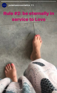 Josie Maran feet photo thumbnail