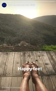 Josie Maran feet photo thumbnail