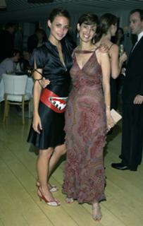 Josie Maran feet photo thumbnail