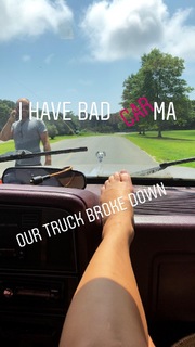 Josie Maran feet photo thumbnail