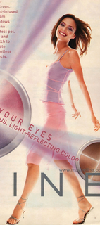 Josie Maran feet photo thumbnail