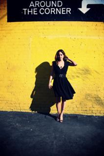 Josie Maran feet photo thumbnail