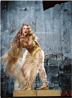 Josie Maran feet photo thumbnail