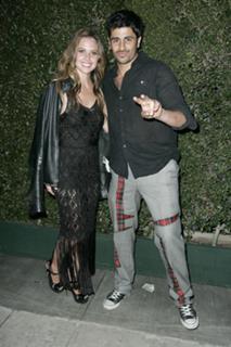 Josie Maran feet photo thumbnail