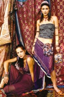 Josie Maran feet photo thumbnail