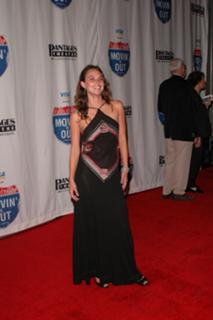 Josie Maran feet photo thumbnail