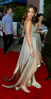 Josie Maran feet photo thumbnail