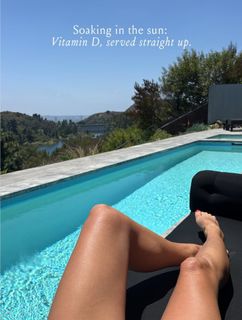 Josie Maran feet photo 1