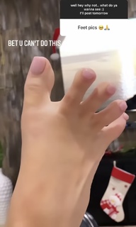 Josie Marie Canseco feet photo thumbnail