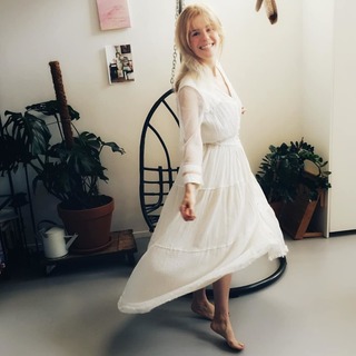 Josje Huisman feet photo 2