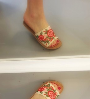 Josje Huisman feet photo 8