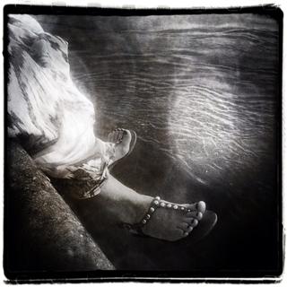 Josje Huisman feet photo 1