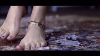 Joss Stone feet photo thumbnail