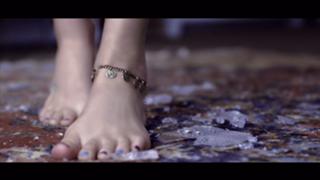Joss Stone feet photo thumbnail