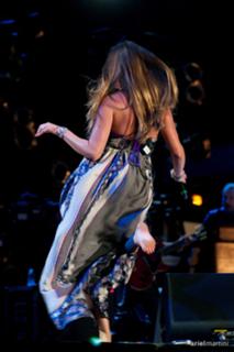 Joss Stone feet photo thumbnail