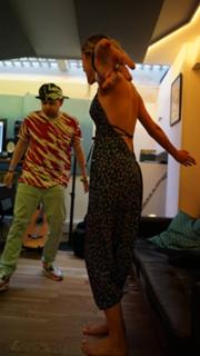 Joss Stone feet photo thumbnail
