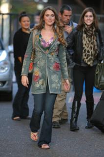 Joss Stone feet photo thumbnail