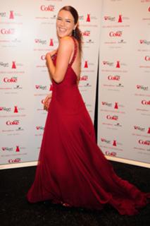 Joss Stone feet photo thumbnail