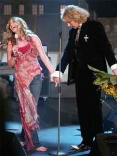 Joss Stone feet photo thumbnail
