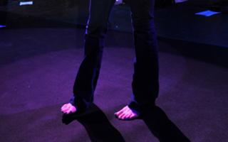 Joss Stone feet photo thumbnail
