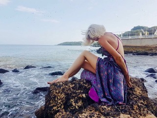 Joss Stone feet photo thumbnail