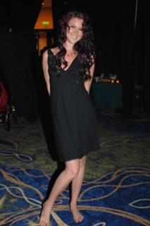 Joss Stone feet photo thumbnail