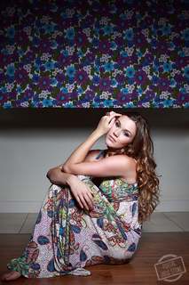 Joss Stone feet photo thumbnail