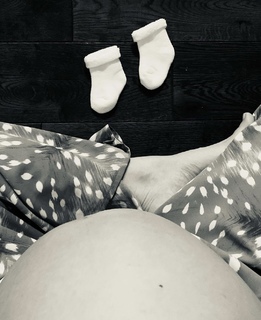Joss Stone feet photo thumbnail