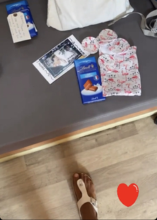 Joséphine Jobert feet photo thumbnail