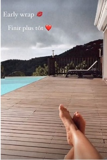 Joséphine Jobert feet photo thumbnail