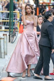 Jourdan Dunn feet photo 3