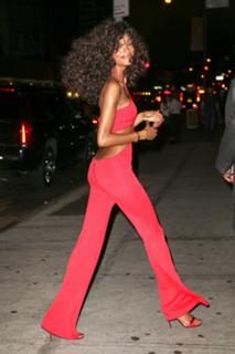 Jourdan Dunn feet photo 2