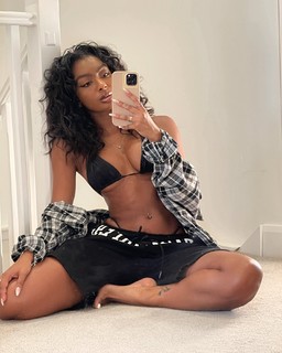 Jourdan Riane feet photo 18