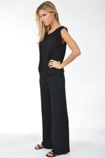 Joy Corrigan feet photo thumbnail