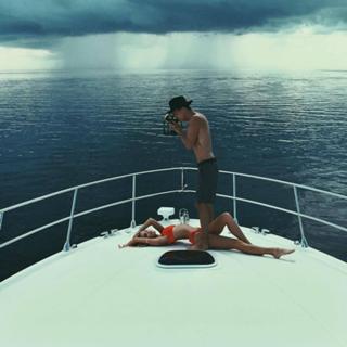 Joy Corrigan feet photo thumbnail