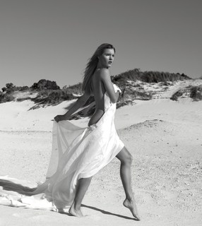 Joy Corrigan feet photo thumbnail