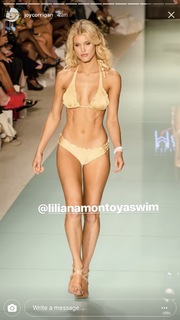 Joy Corrigan feet photo thumbnail