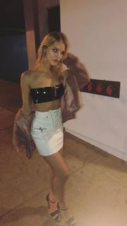 Joy Corrigan feet photo thumbnail