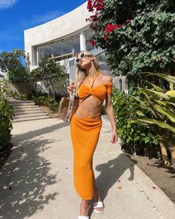 Joy Corrigan feet photo thumbnail