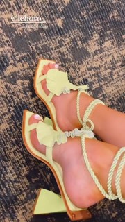 Joy Corrigan feet photo thumbnail