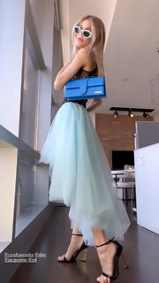 Joy Corrigan feet photo thumbnail