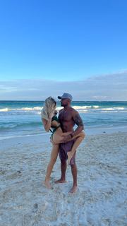 Joy Corrigan feet photo thumbnail