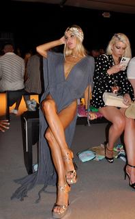 Joy Corrigan feet photo thumbnail