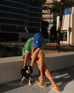 Joy Corrigan feet photo thumbnail