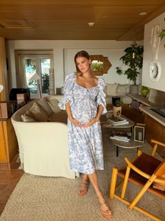 Joy Corrigan feet photo thumbnail