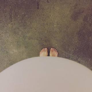 Joy Osmanski feet photo 5