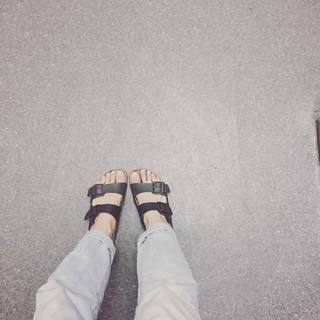 Joy Osmanski feet photo 2